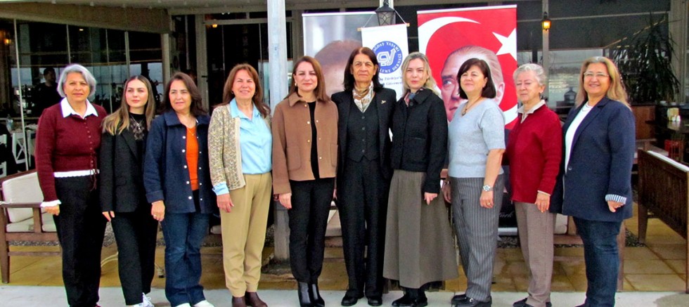 ÇYDD Çeşme Şubesi’nden Burslara Destek Kahvaltısı