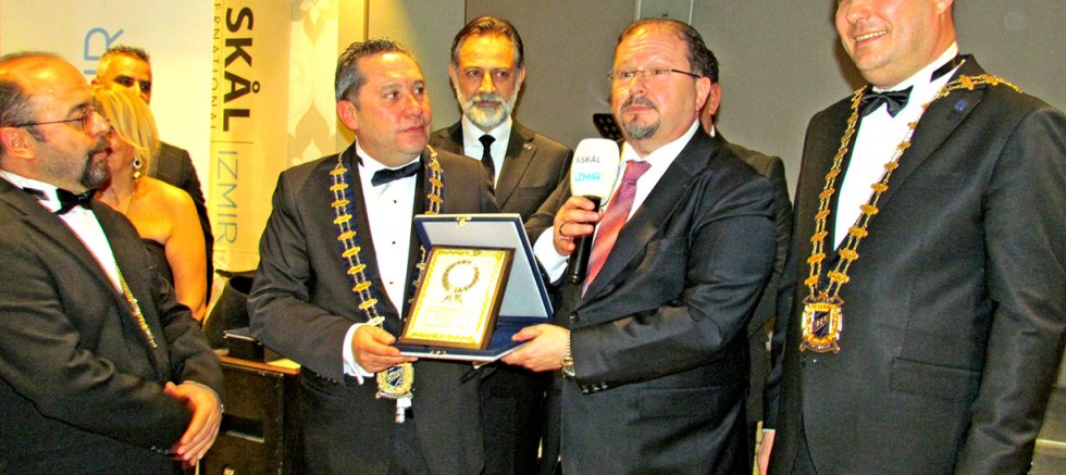 SKAL Federasyonu Toplantısı ve İzmir SKAL Regalye Töreni Çeşme’de Gerçekleştirildi