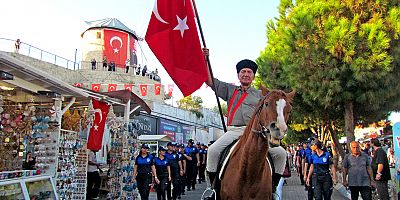 Alaçatı’nın Kurtuluşunun 103. Yıldönümü Coşkuyla Kutlandı