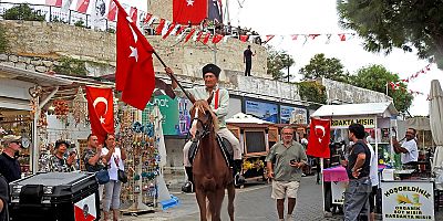 Alaçatı’nın kurtuluşunun 104. yılı törenlerle kutlandı