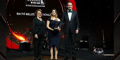 Alaçatı Ot Festivali “En İyi Belediye Etkinliği” ödülüne layık görüldü