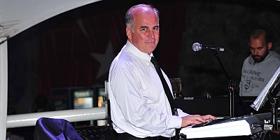  Blu Notte Orkestrası kurucusu Özgen Akçagül vefat etti