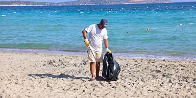 Çeşme Belediyesinden 19 plajda 7/24 temizlik