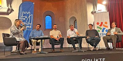 Çeşme’de “Deniz Bize Ne Söylüyor?” söyleşisi düzenlendi