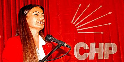 CHP Çeşme İlçe Kadın Kolları Başkanlığına Derya Atalan seçildi
