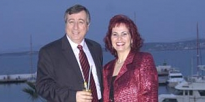 İzmir cemiyet hayatını  üzen trafik kazası