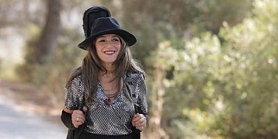 Oya Tezcan “Maazallah” ile zirveyi zorluyor