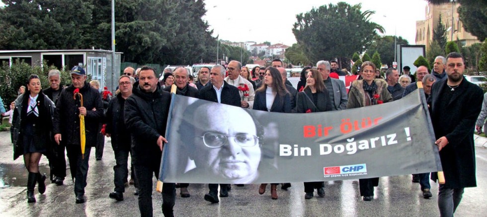 Uğur Mumcu, Katledilişinin 33. Yılında Çeşme’de Saygıyla Anıldı